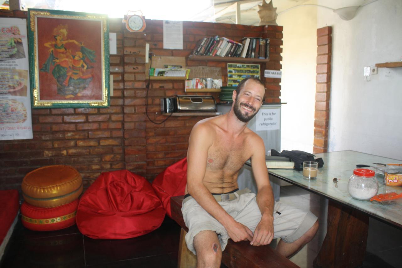 Gusti Homestay Kerobokan Exterior foto